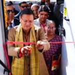 मुख्यमंत्री पुष्कर सिंह धामी ने Lab on Wheels (Infosys Springboard) का किया फ्लैग ऑफ